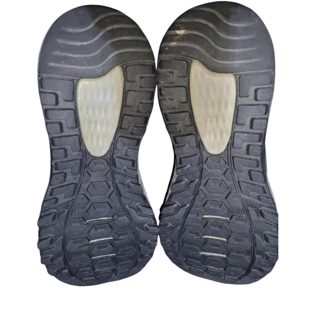 New Balance Men's Size 11 T410 Gray and Black Athletic Shoes - Picture 6 of 11